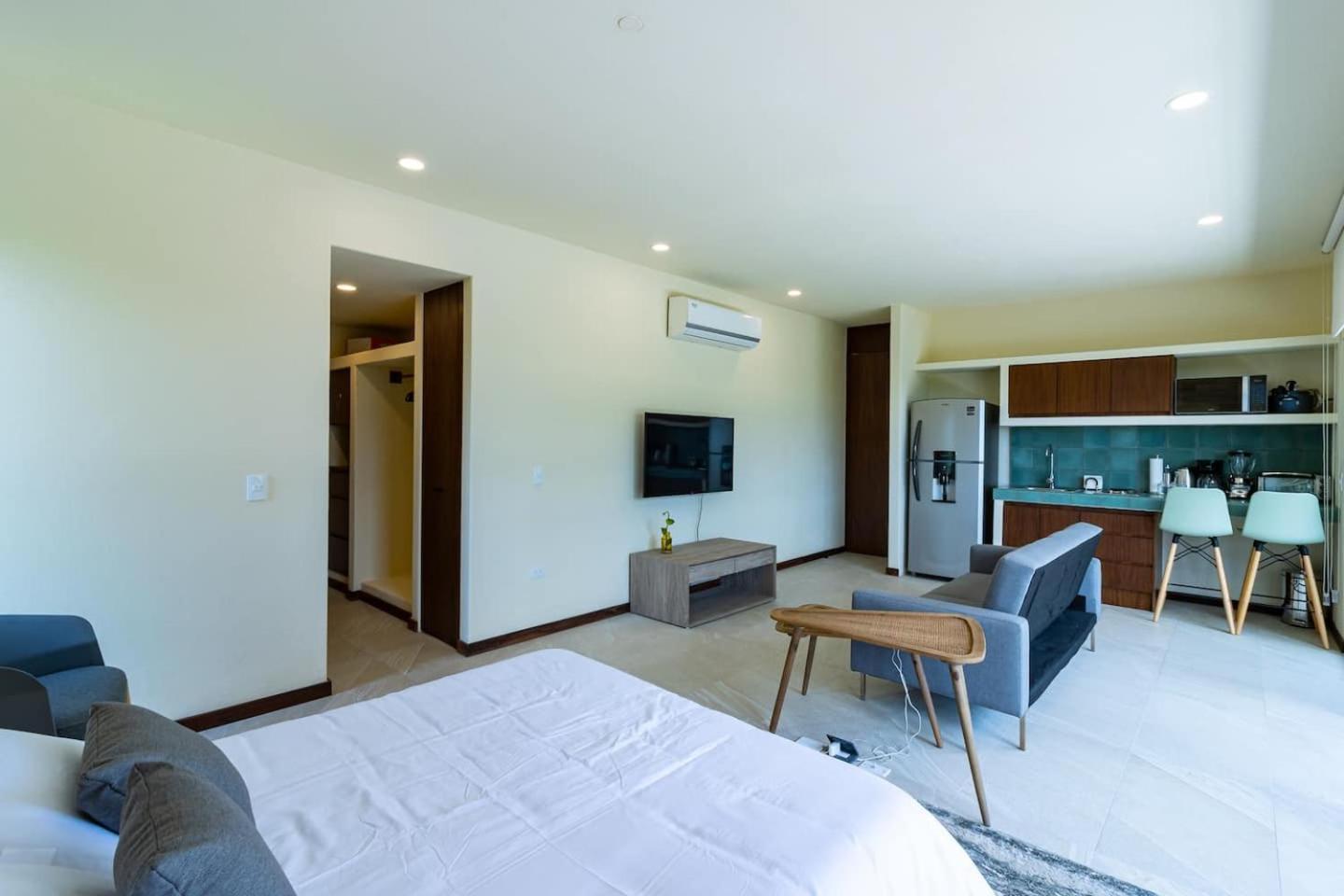 Pool View Loft Steps From The Ocean In Punta Cocos - C101 Hotel Ilha Holbox Exterior foto