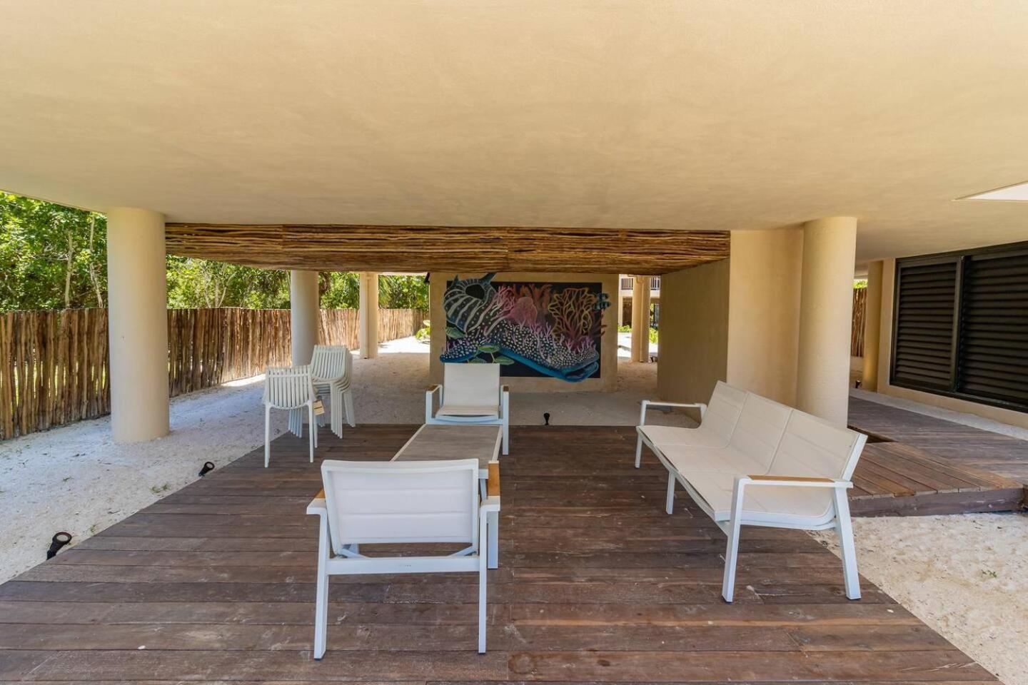 Pool View Loft Steps From The Ocean In Punta Cocos - C101 Hotel Ilha Holbox Exterior foto