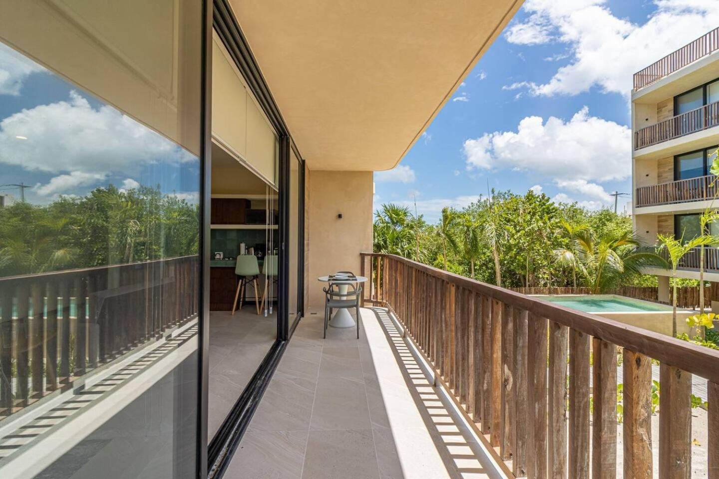 Pool View Loft Steps From The Ocean In Punta Cocos - C101 Hotel Ilha Holbox Exterior foto